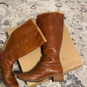 Timberland Elegant Tan Leather Knee high Boots Sz 6